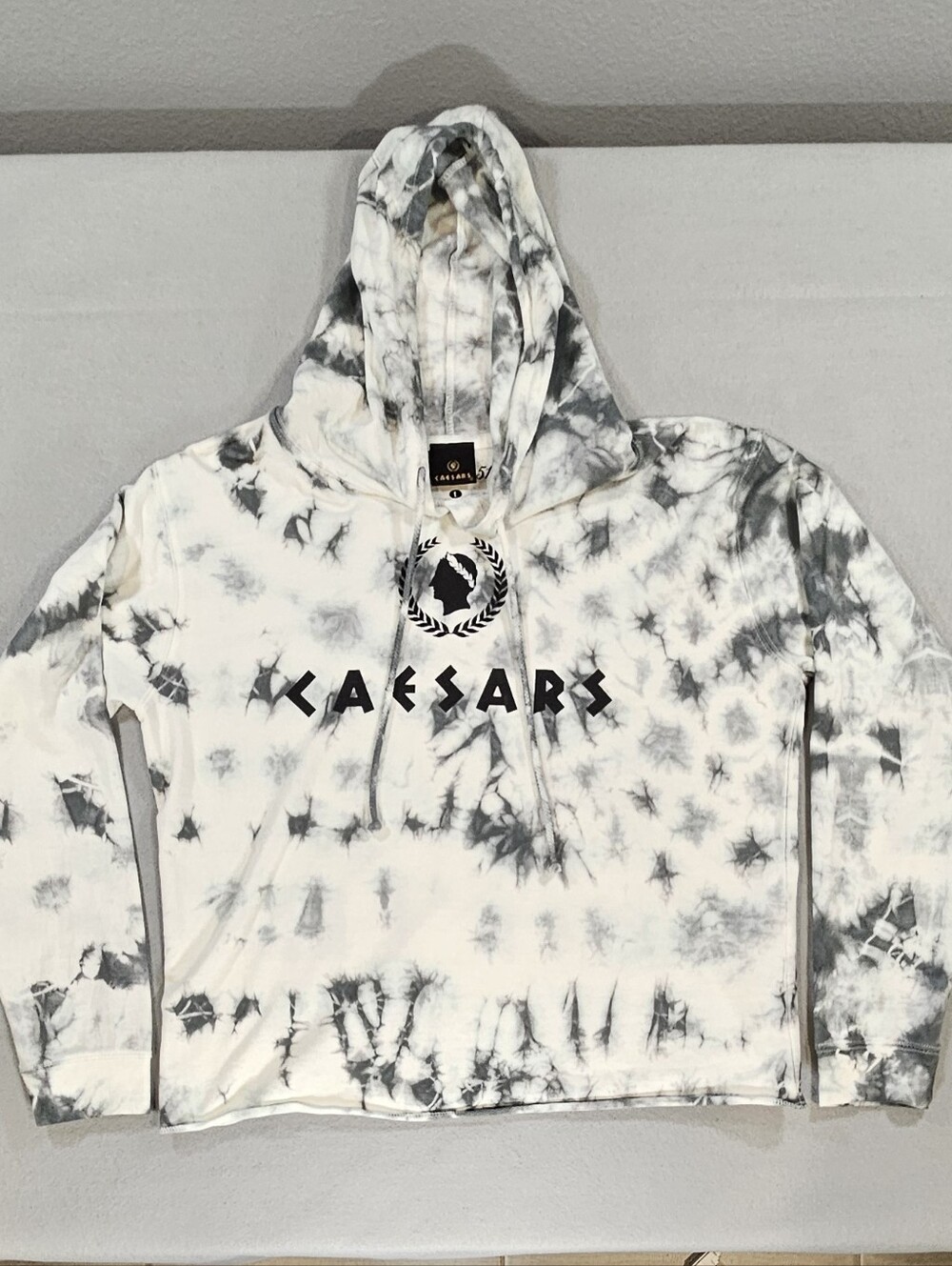 Women's Large Caesar's Palace Tie-Dye Cropped Hoodie - Black & White